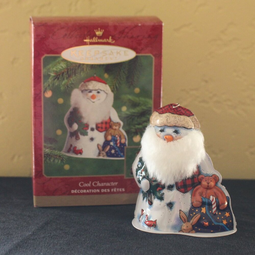 2000 Hallmark Keepsake Ornament Cool Character Pressed Tin Snowman